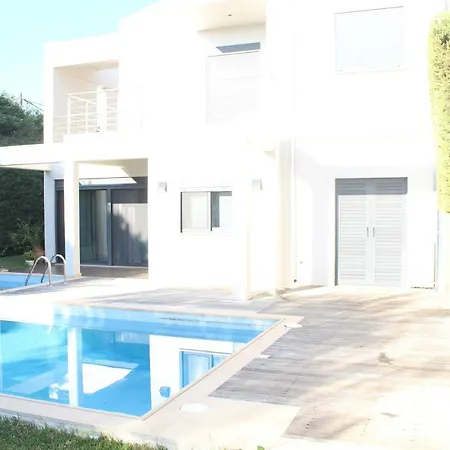 Luxury Country House *